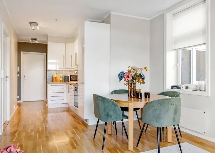 Dinbnb Calm Surroundings In Sandviken *